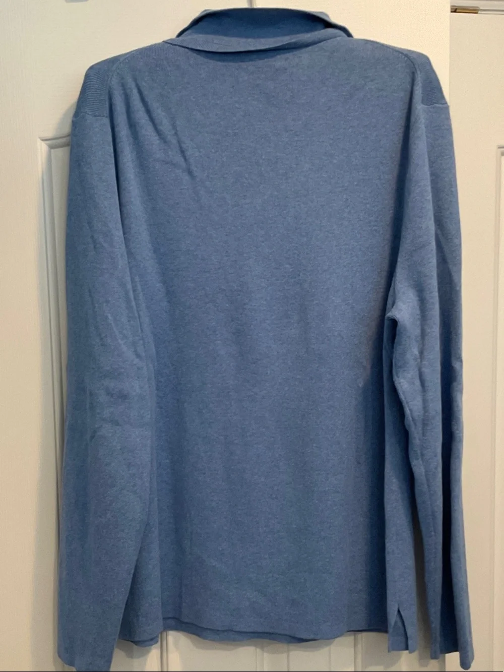 Tommy Hilfiger Women's Light Blue V-Neck Sweater with Collar